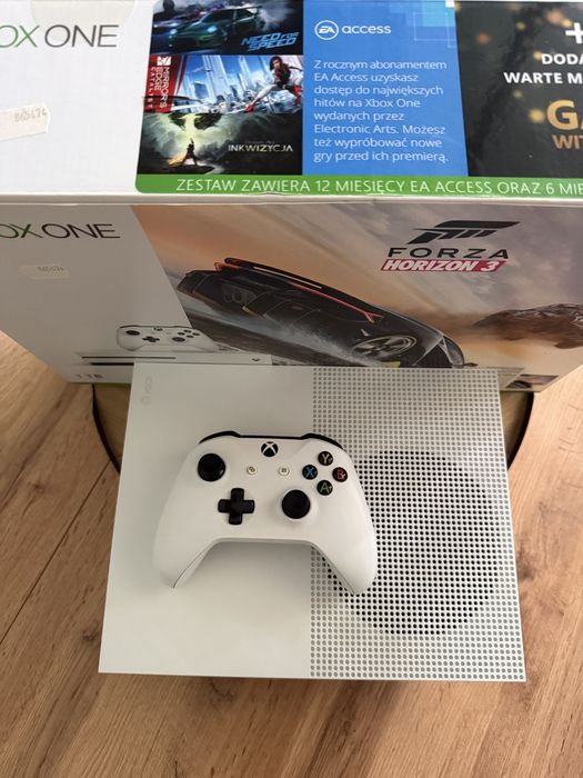 Xbox One S  1 TB