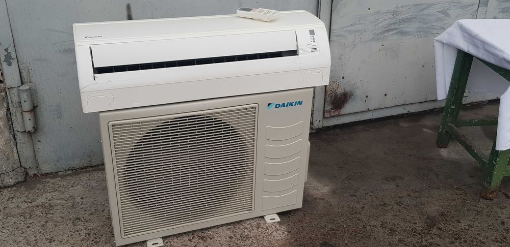 Продаётся б.у кондиционер 9ка Daikin FTYN25LV1B /RYN25LV1B на 25 м.кв.