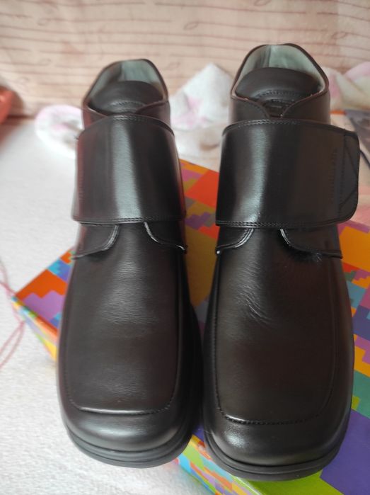 Шкіряні туфлі- ботінки.Ботинки кожаные.Rondinella.La Perla .Made in It
