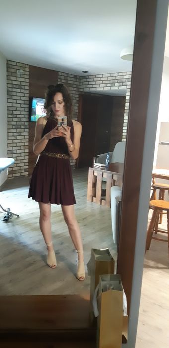 Grecka sukienka w kolorze bordo