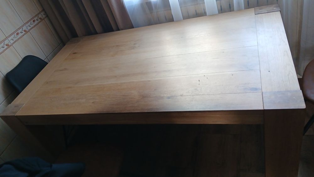 Do sprzedania   stół    wymiary długość 160 cm szerokość 90 cm s