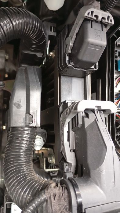 Centralina motor / ECU TOYOTA C-HR (_X1_)