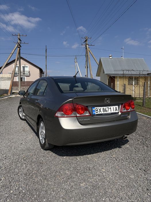 Honda Civic hybrid (нова батарея)