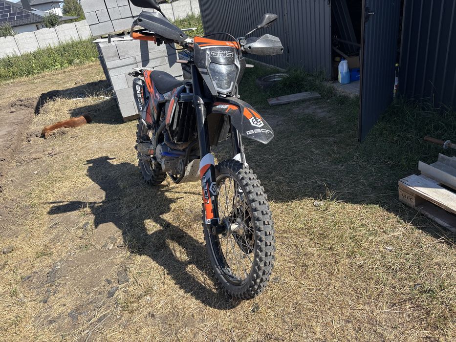 Geon gnc 300  dakar