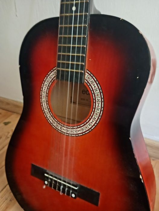Gitara akustyczna