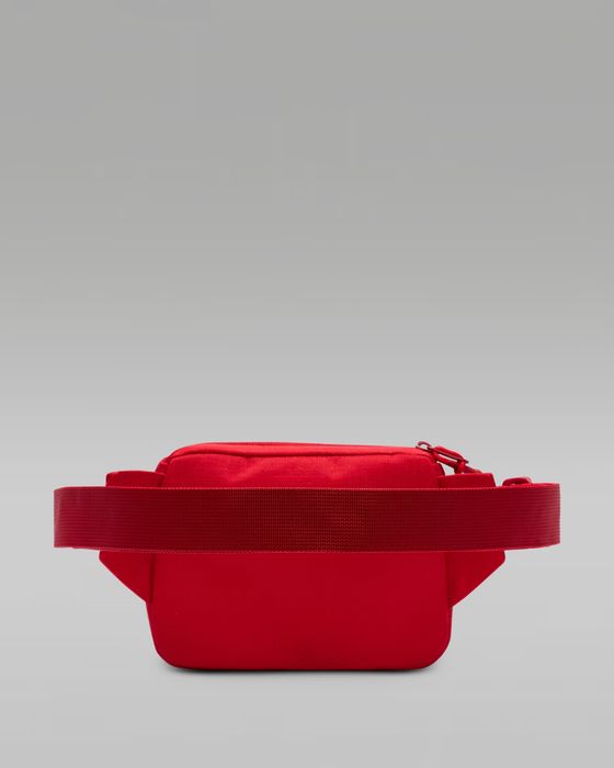 Jordan Franchise Crossbody Bag (2L)