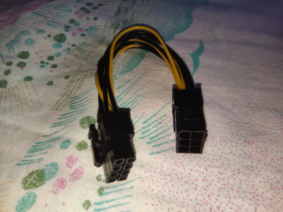 Переходник питания для видеокарты 6-pin на 8-pin (PCI-E)