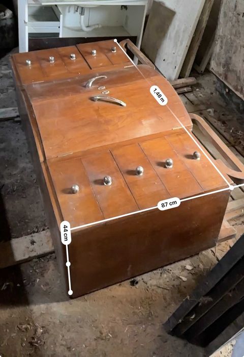 Cómoda antiga estilo vintage