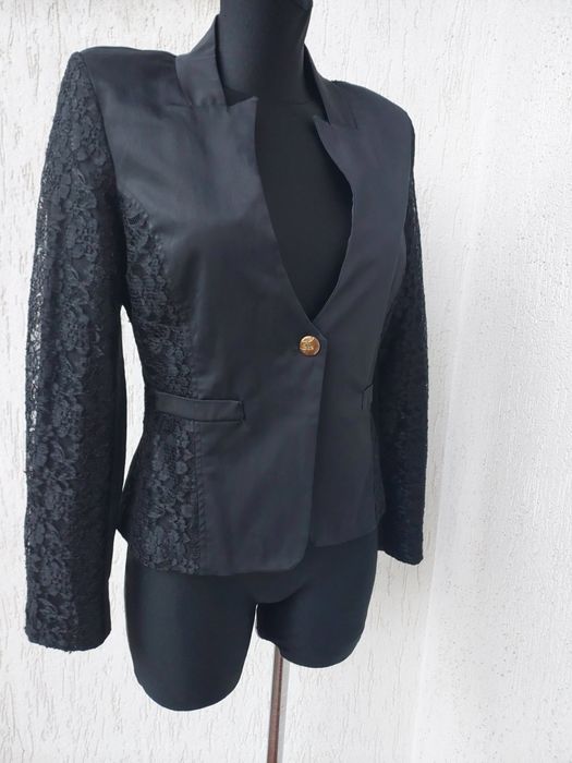 RODNIK Krótka elegancka marynarka w roz S/M.