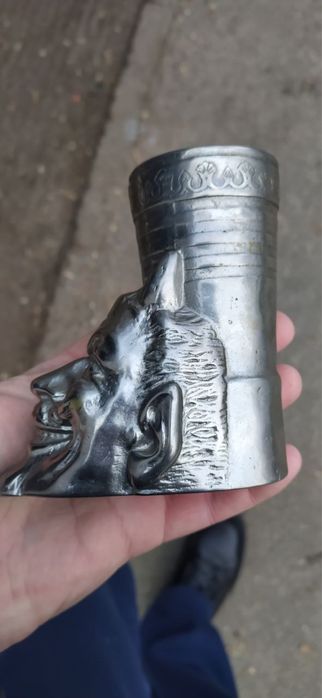 Подставка сапожок под ручки. карандаши. тяжелая.