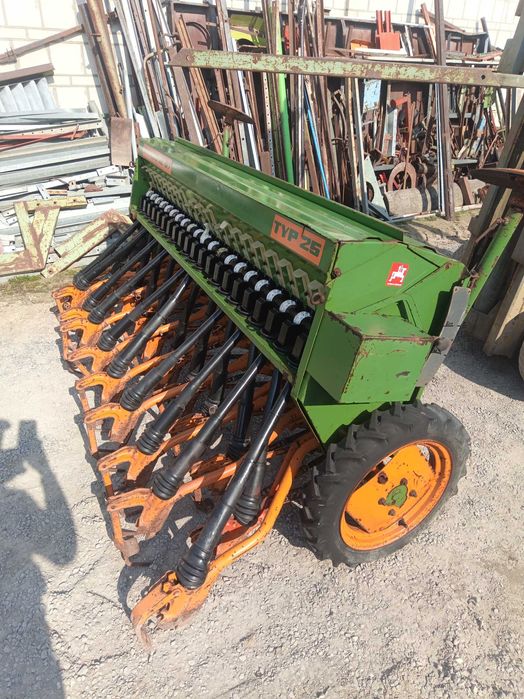 Siewnik Amazone d8 specjal D7 ładny 2.5m