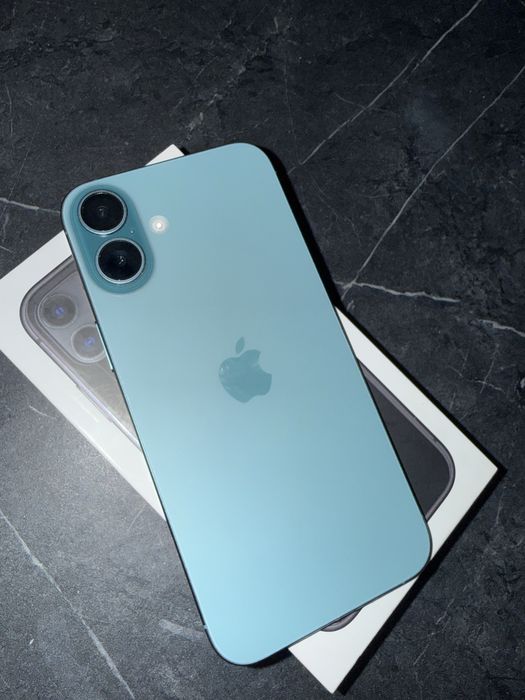 Telefon Iphone 16 plus