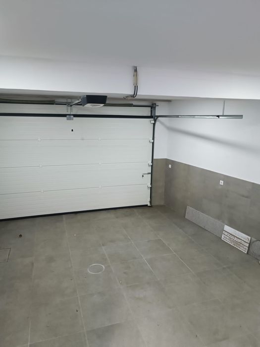 Garagem fechada 2 carros