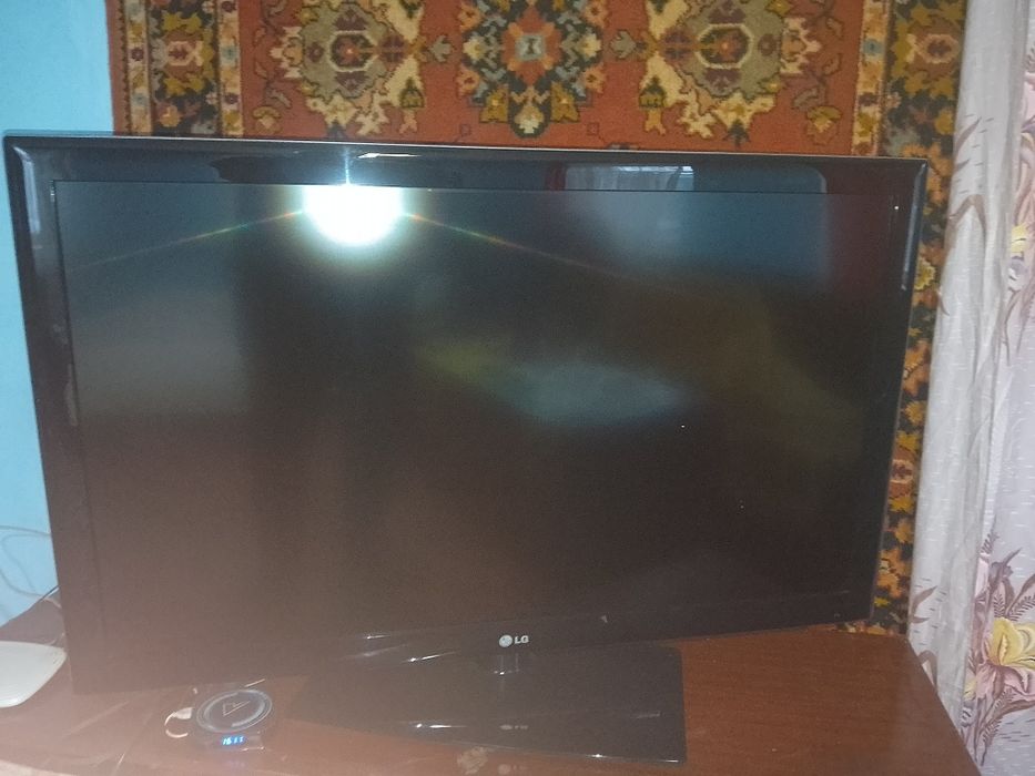 Продам плазму LG