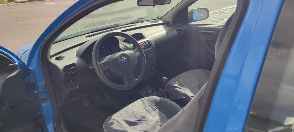 Opel Corsa 1.0 niebieski
