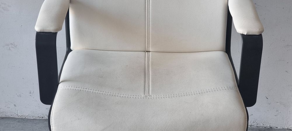 CADEIRA Secretária Giratória