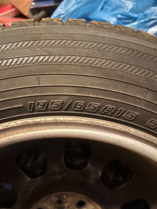 Колеса до БМВ з титанами зима