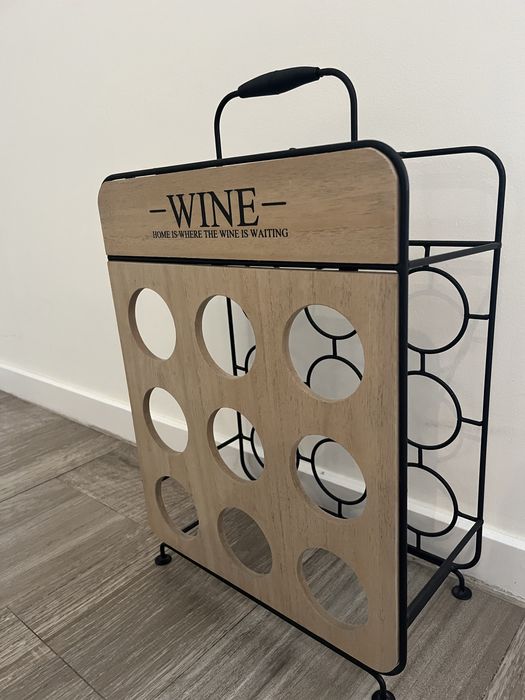 Garrafeira Vinho (9 garrafas)