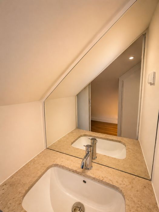 T2 Novo com Elevador | 90 m² | Centro Histórico de Lisboa | €1.950/mês