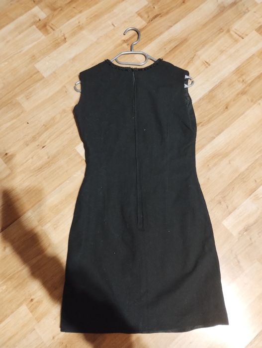 Mała czarna sukienka mini