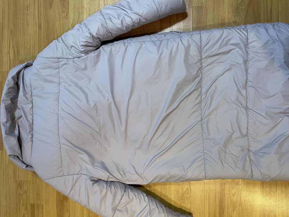 Продам жіночий пуховик