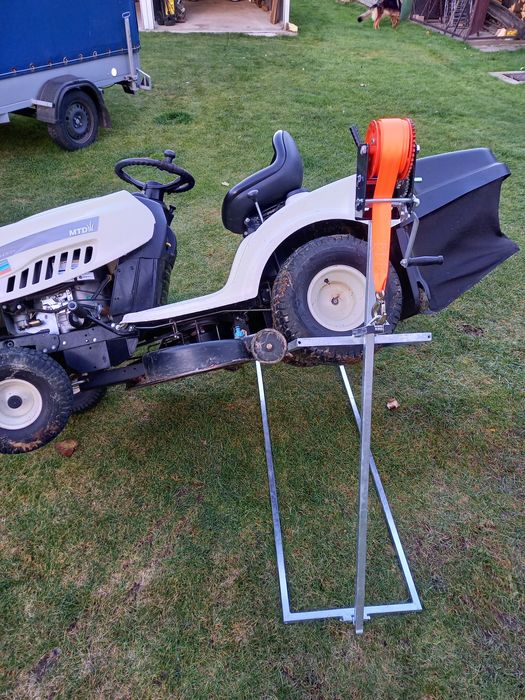 Podnosnik do traktorka ocynkowany ogniowo