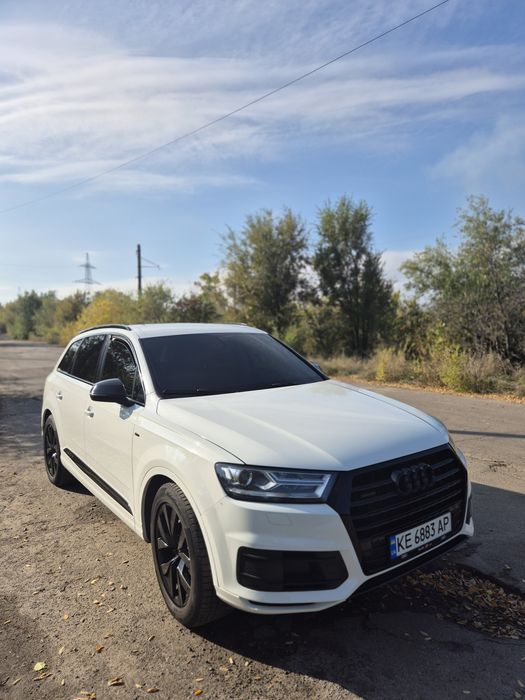 Ауді ку 7 2017.  3 дизель.