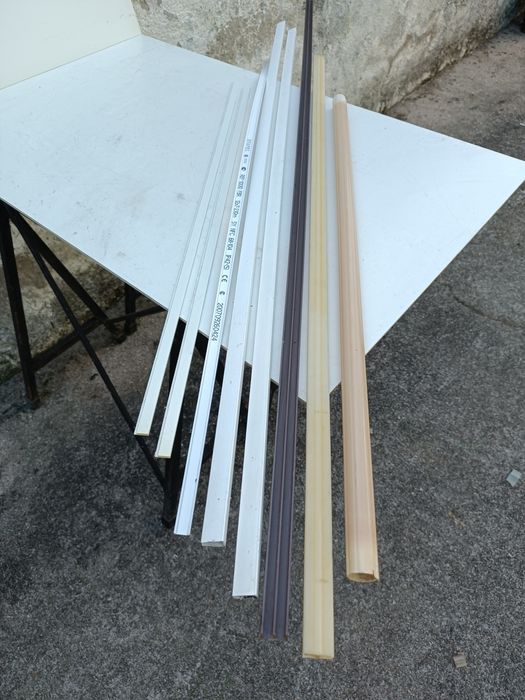 Varetas e perfis em plástico ABS