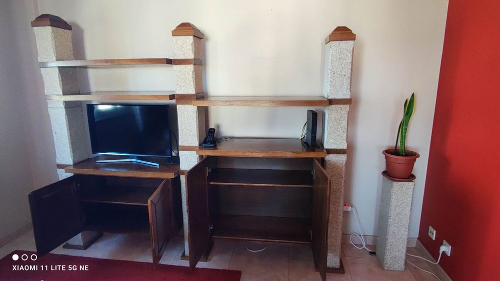 Móvel Modular em Castanho Maciço e Granito – 2,24 m – Várias Configurações