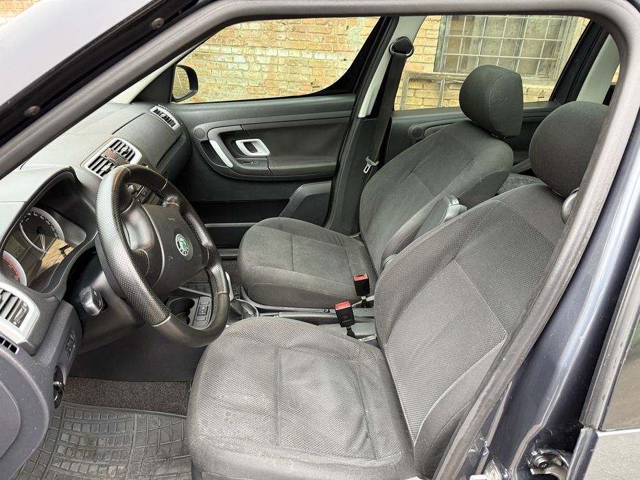 Skoda Roomster 2008 (шкода румстер)
