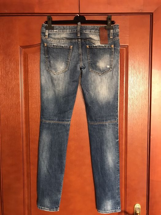 Продам джинсы Dsquared ( оригинал) р. 40