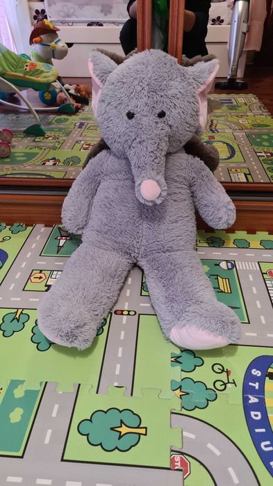 Elefante peluche grande