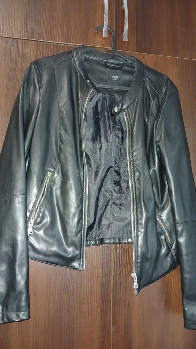 Безкоштовно,сукні,жіночий одяг