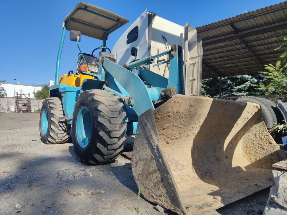 Фронтальный погрузчик Furukawa