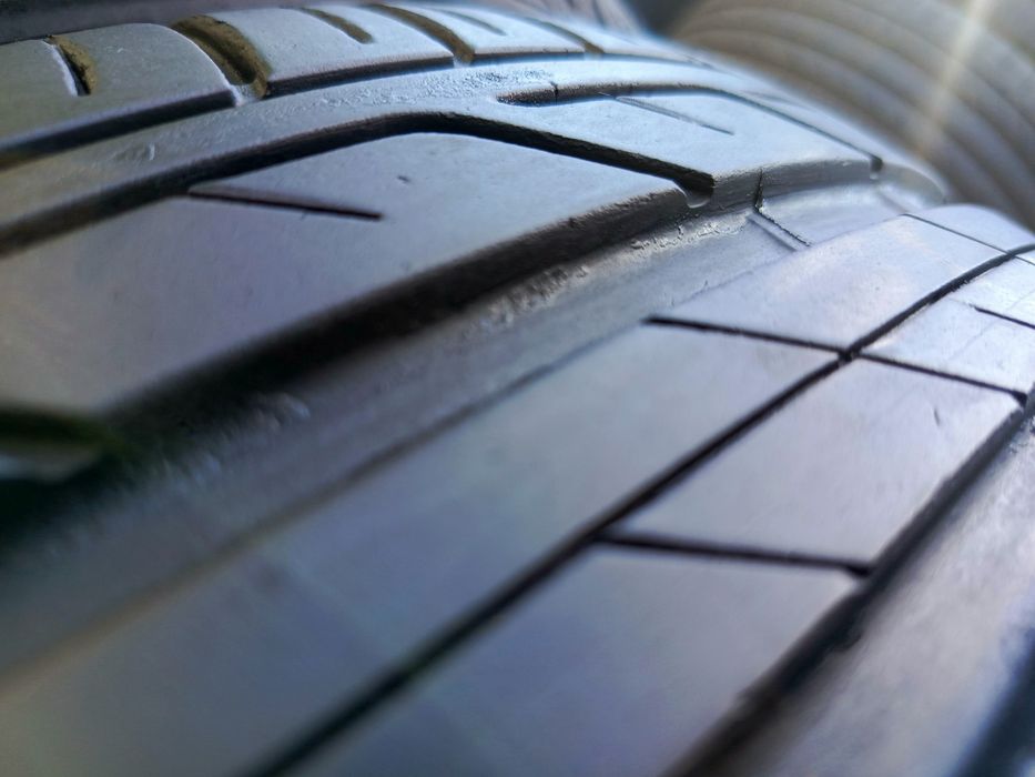 Sprzedam prawie nowe opony Bridgestone 225/45 r17