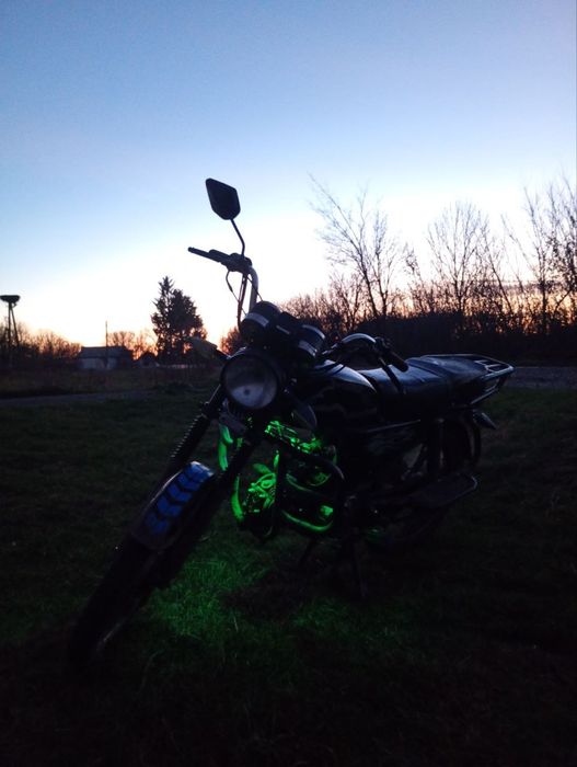 Продам MUSSTANG  MT 125-2