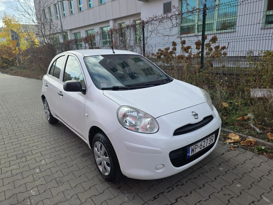Nissan Micra mały przebieg / benzyna /