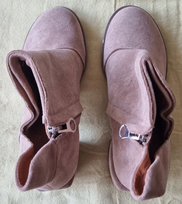 Botki firmy Bella Paris rozm. 40