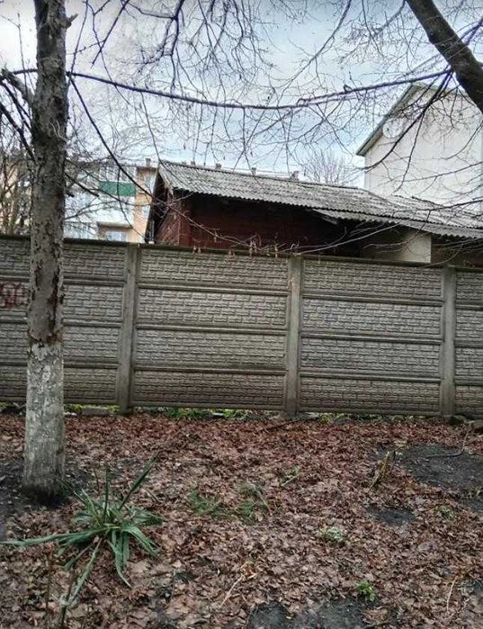 =)Продаж частини будинку