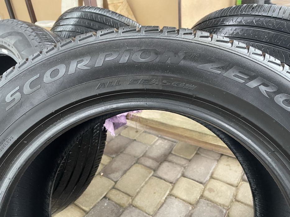 Pirelli Scorpion Zero All Season 255/55/R19