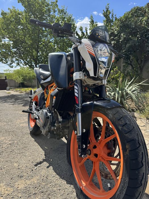 KTM Duke 390 2015