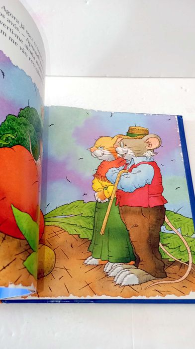 O Rato Renato dorme em casa dos Avós