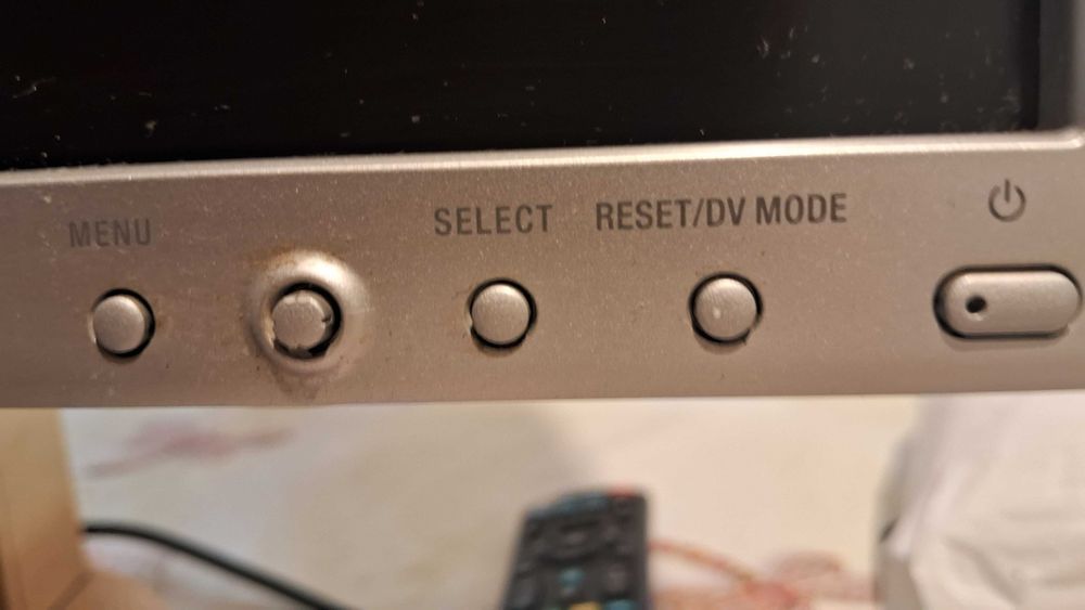 Монітор 24" NEC MultiSync EA241WM / TN+film / 1920x1200 / 56 - 76 Гц