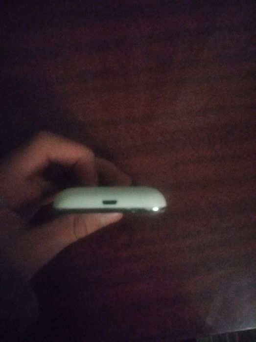 Продам Самсунг белый