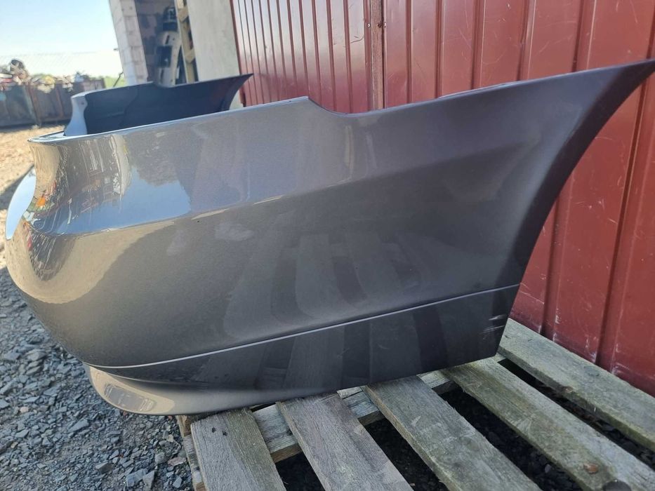 BMW e61 lci zderzak tył pdc space grau a52