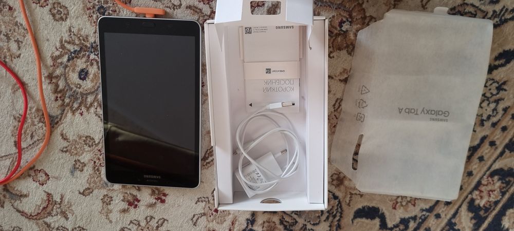 Samsung Galaxy tab A. SM-T385NZSASEK