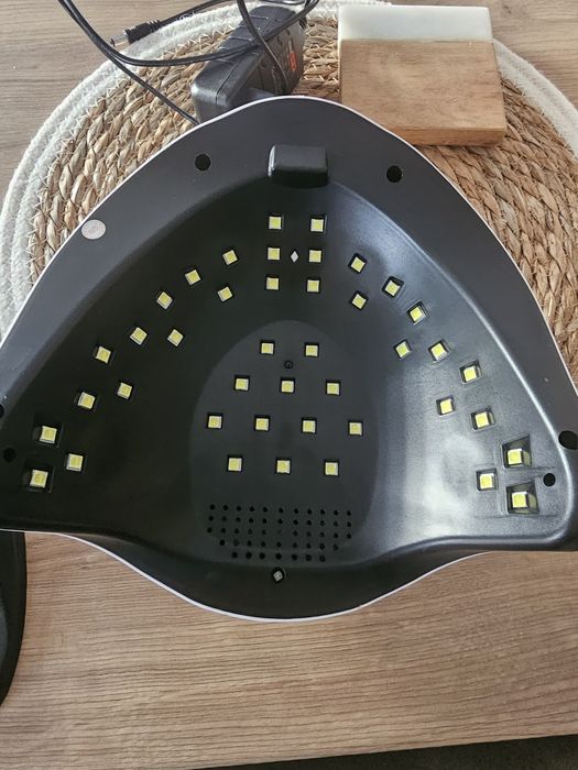 Lampa UV/LED Profico V3 168W – stan idealny, jak nowa