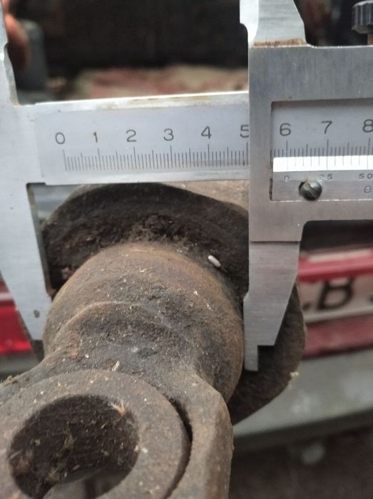 Продам гидроцилиндры для спецтехники