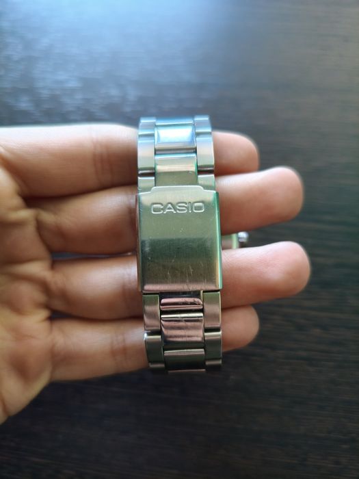 Продам годинник Casio MTP-1302D-1A1VDF