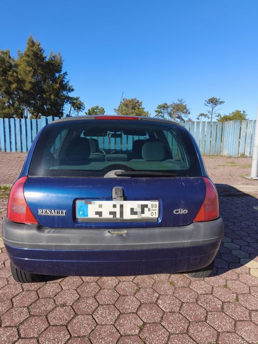 Renault Clio II  1.2 Gasolina 1999